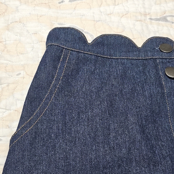 Very J Blue Denim Button Down Skirt Women’s Size Medium - Picture 3 of 8